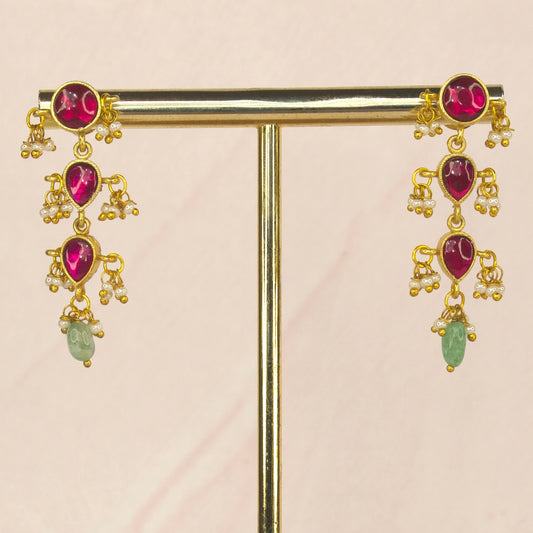 Beautiful Jadau kundan hanging earrings in Red