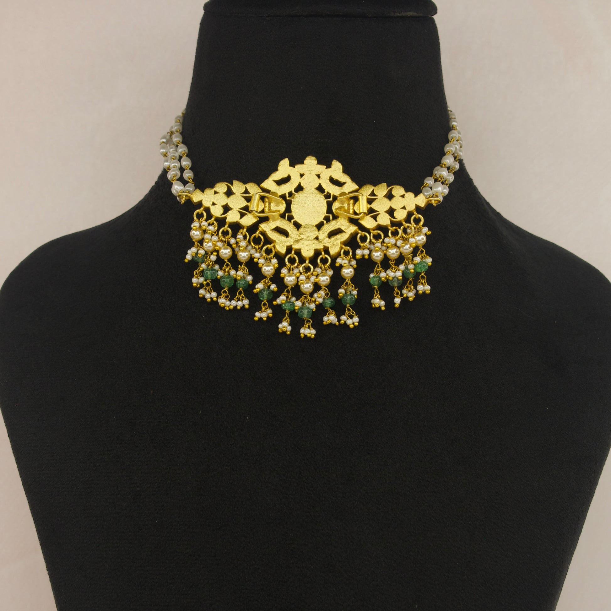 Gold Plated Jadau Kundan Choker Necklace with Rice Pearls with 22k gold plating. This Product belongs to Jadau Kundan jewellery Category