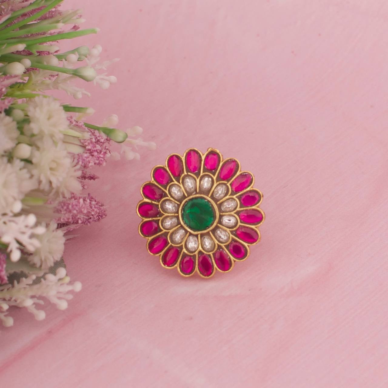 Exclusive Round Floral Jadau Kundan Finger Ring