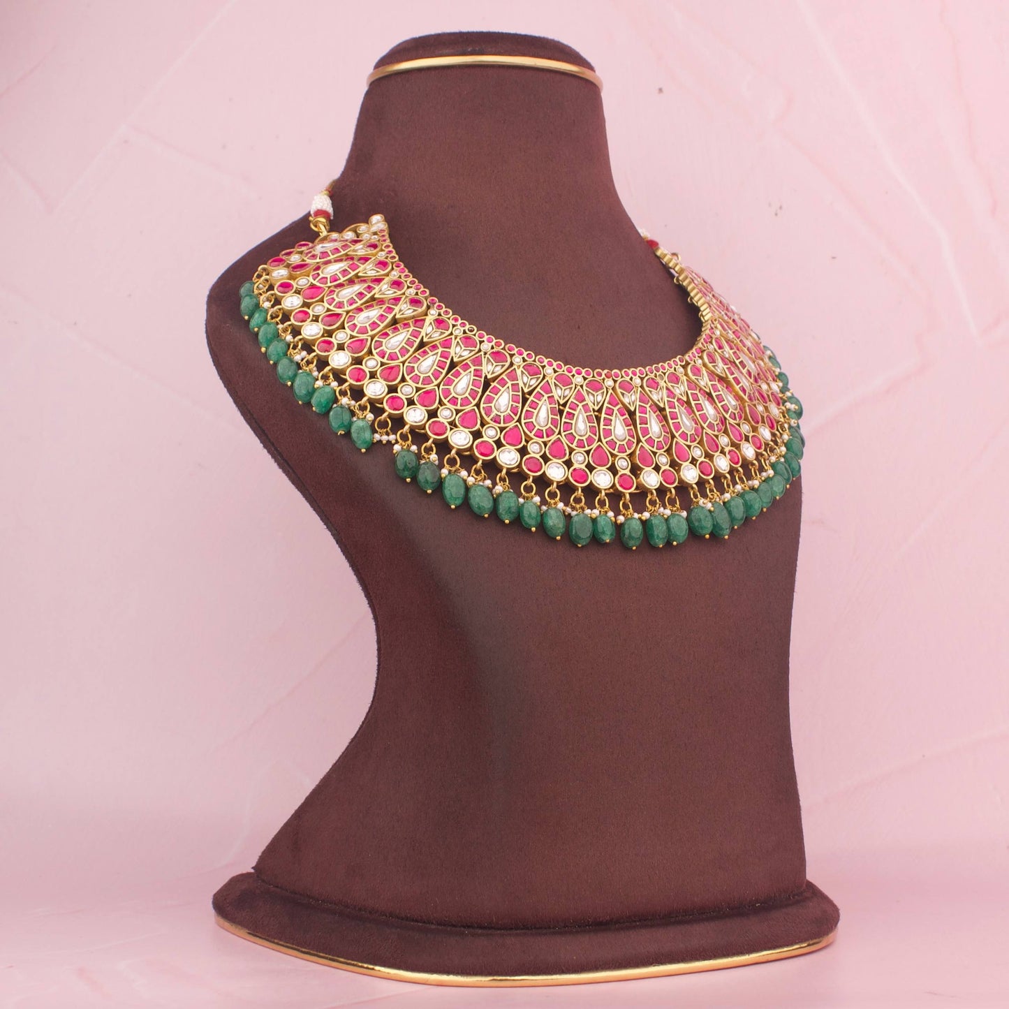 Bridal Glorious Design Jadau Kundan Short Necklace with Green Beads
