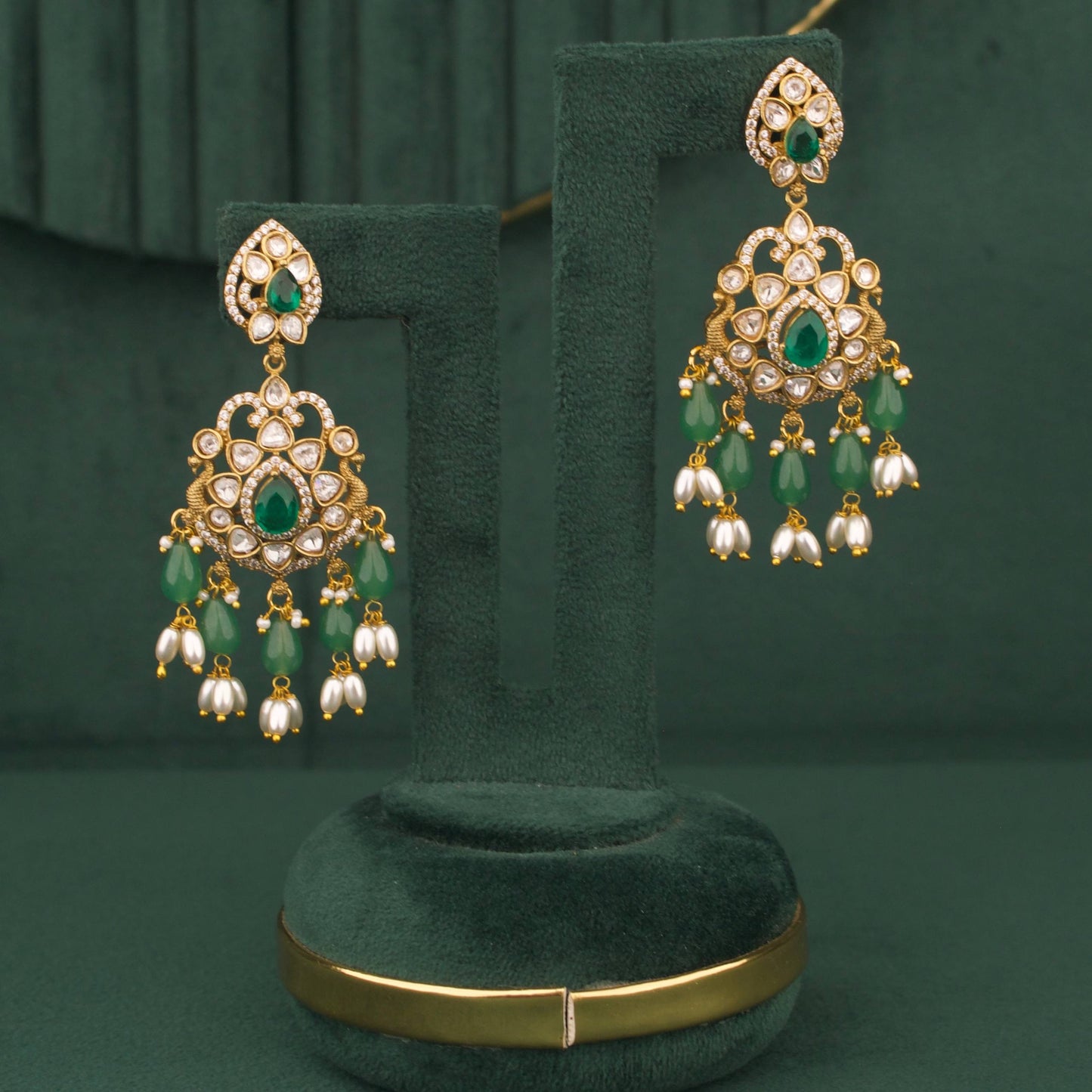 Bridal Necklace Set With Green Beads And Matching Earrings