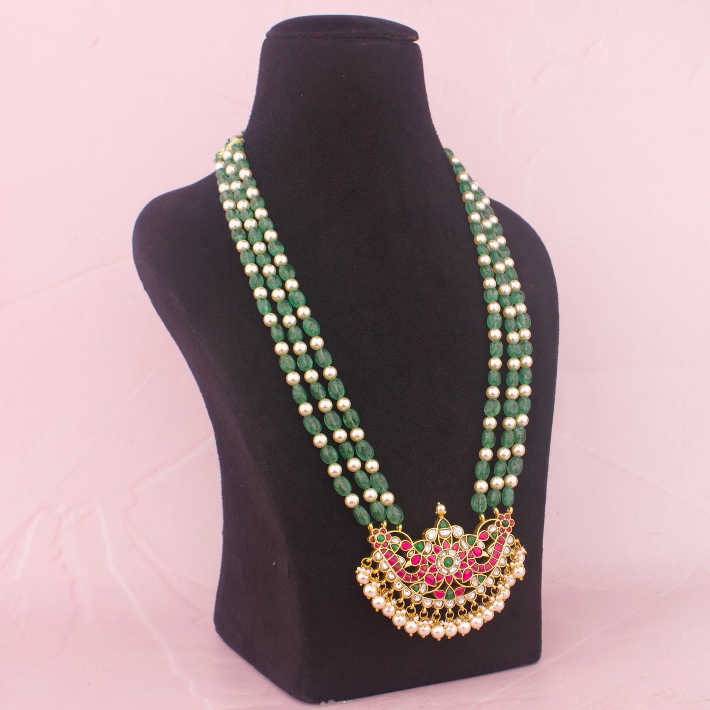 Green Emerald Beaded Necklace With Kundan Pendant