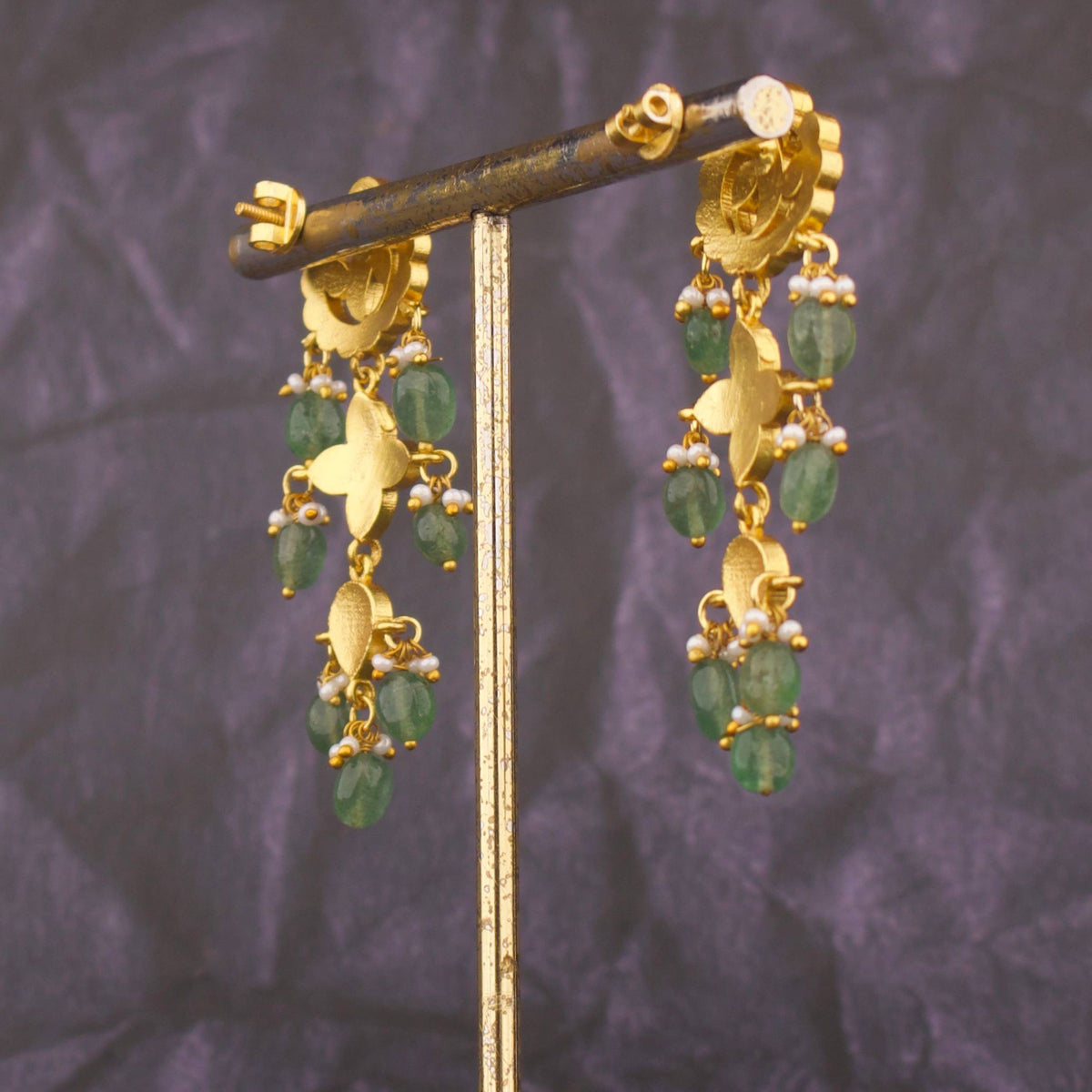 Unique Jadau Kundan Earrings With Green Drops Craftsmanship & Detail View - Dulhan Jewels
