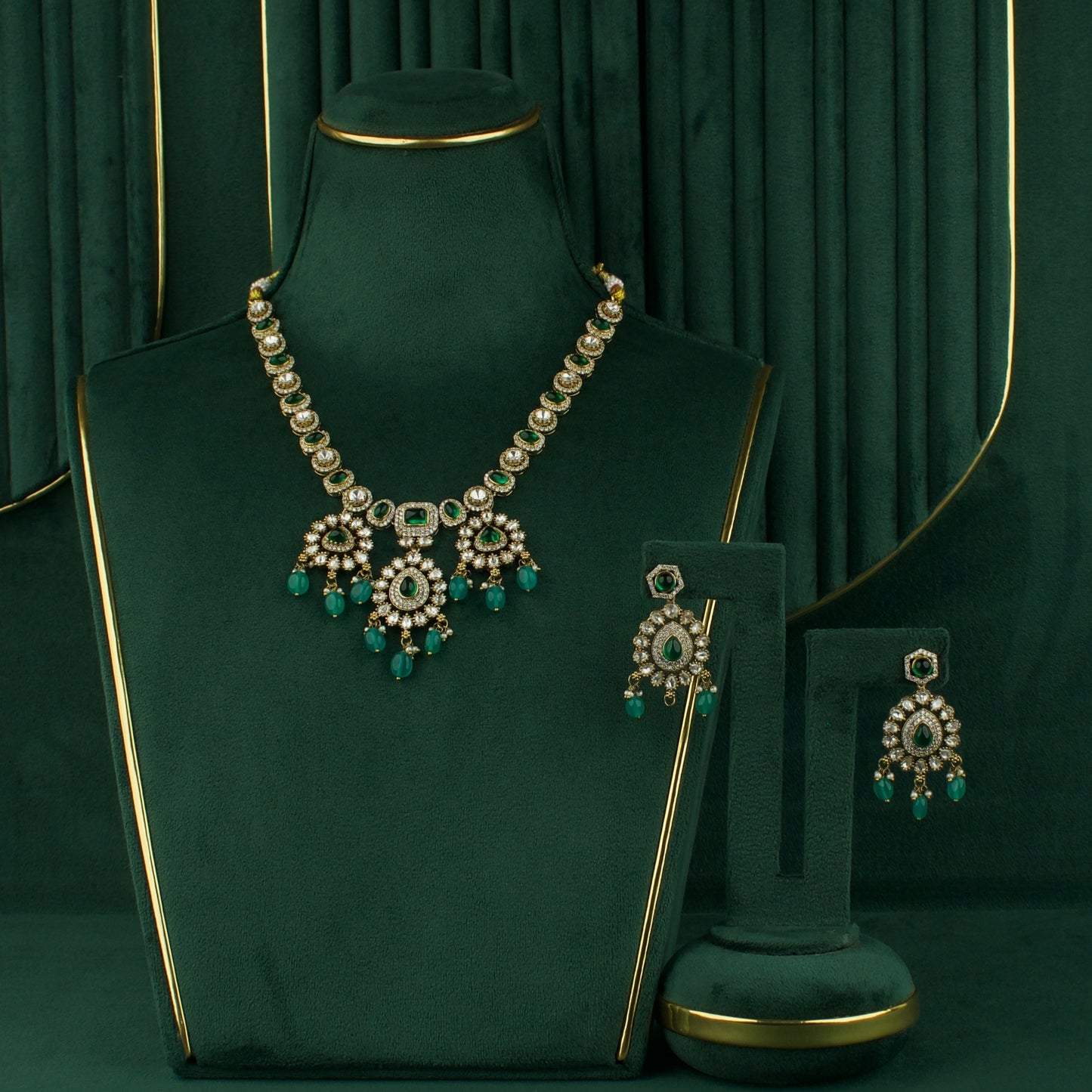 Victorian Polki Elegance Short Necklace Set