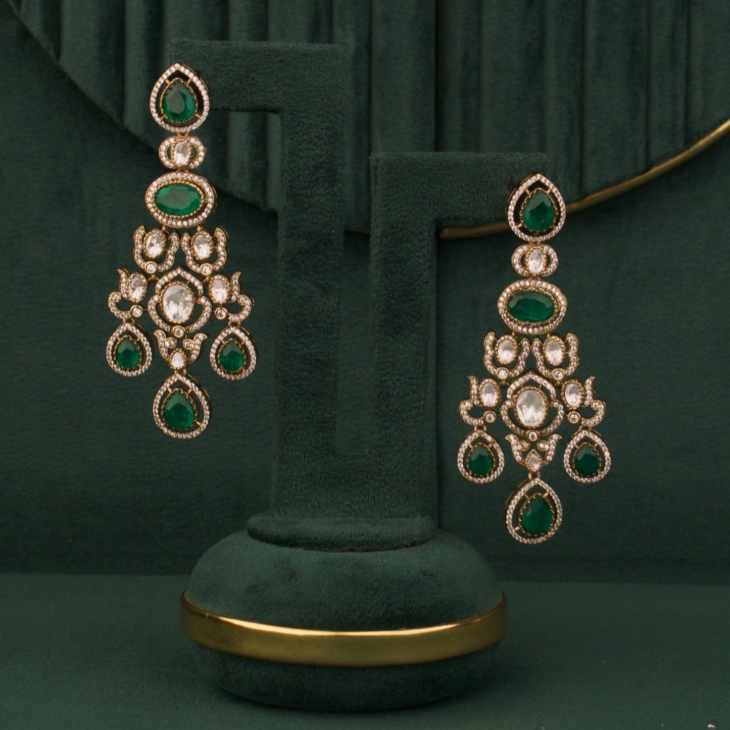 Luxury Royal Victorian Bridal Choker And Earring Set