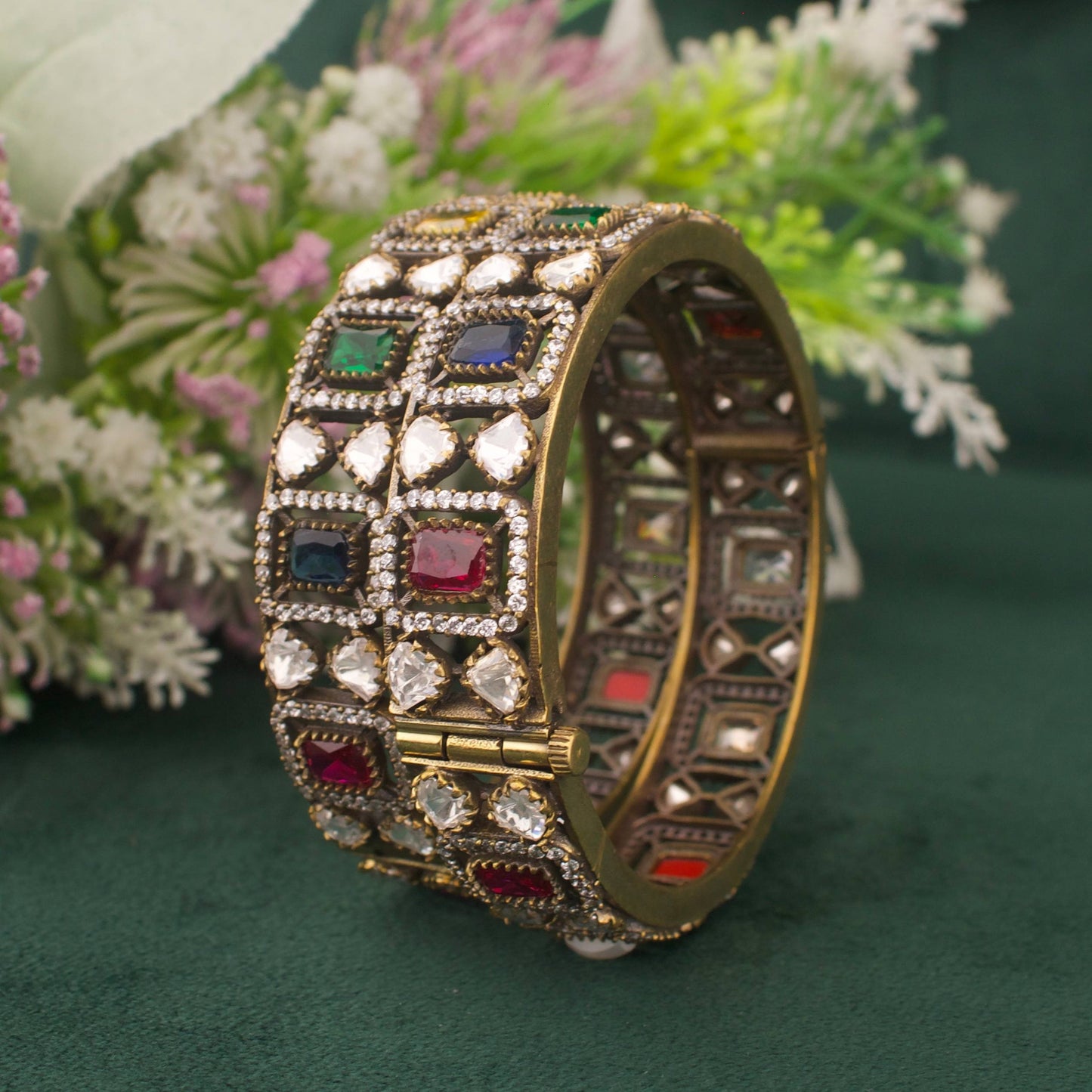 Backing & Workmanship Detail of Traditional Victorian Polki Bangles with AD stones in Navaratna colour | Dulhan Jewels