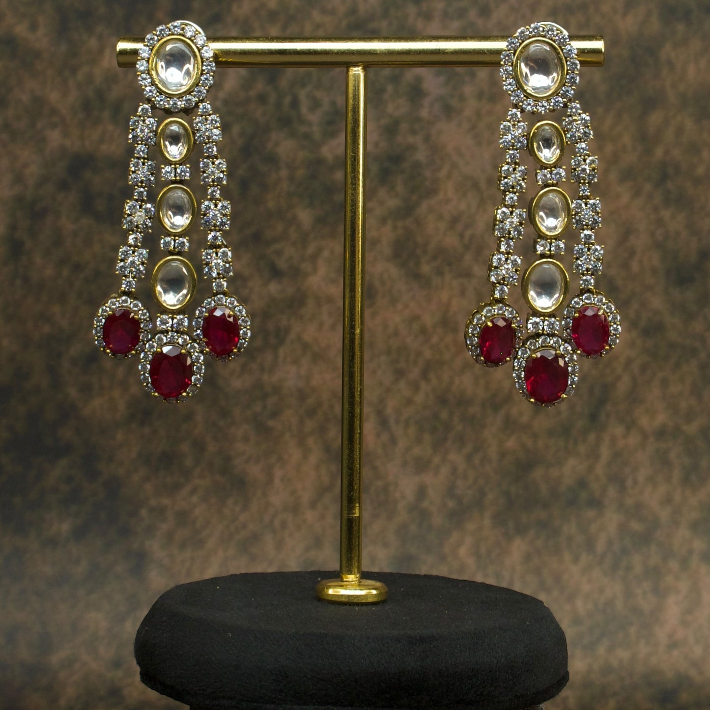 Splendid Grandeur: Victorian Necklace Set with Earrings