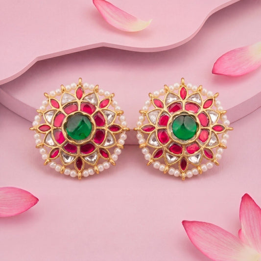 Elegant Jadau Kundan Studs With Pearl Detailing