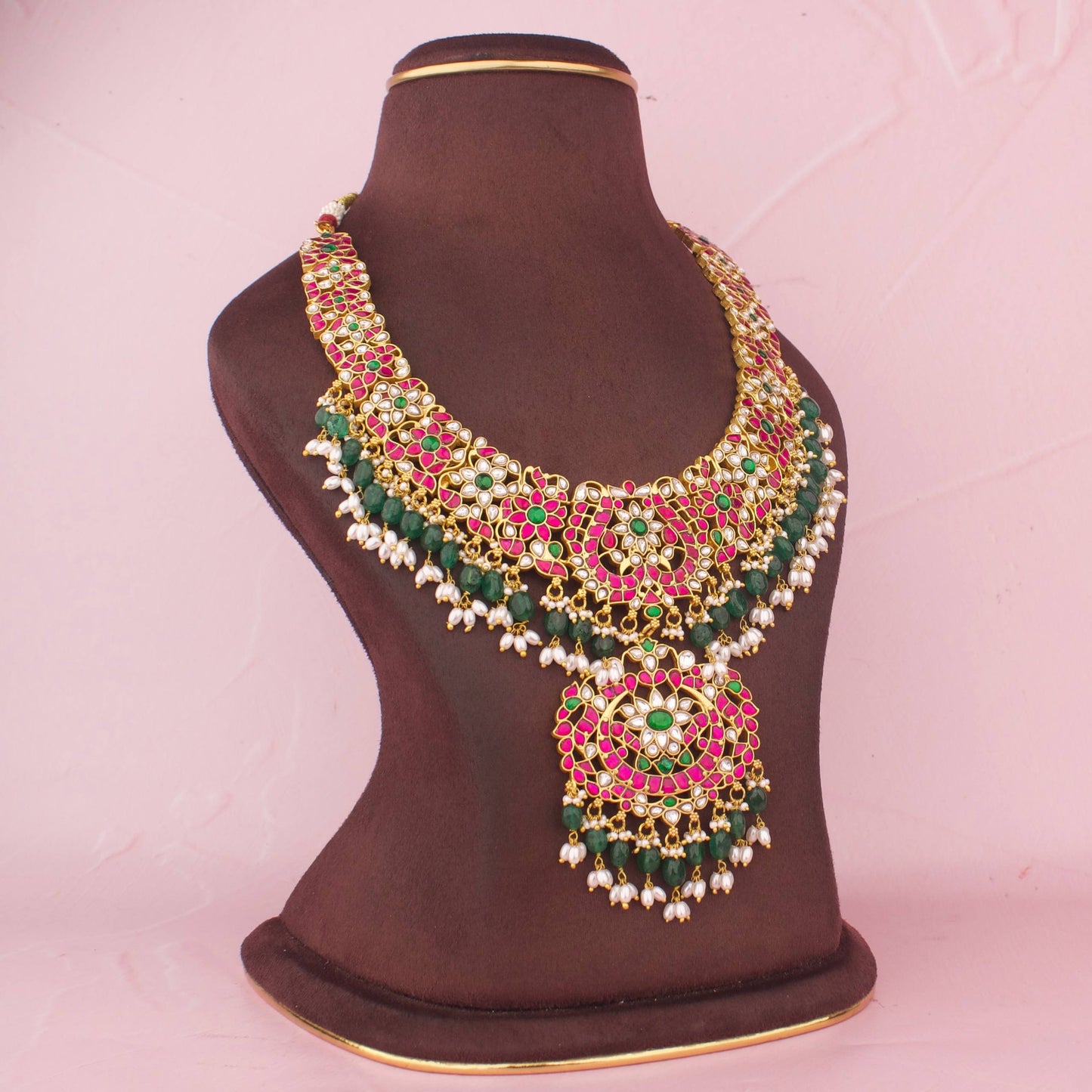 Grand Bridal Jadau Kundan Necklace With Green Beads And Guttapusalu Centerpiece
