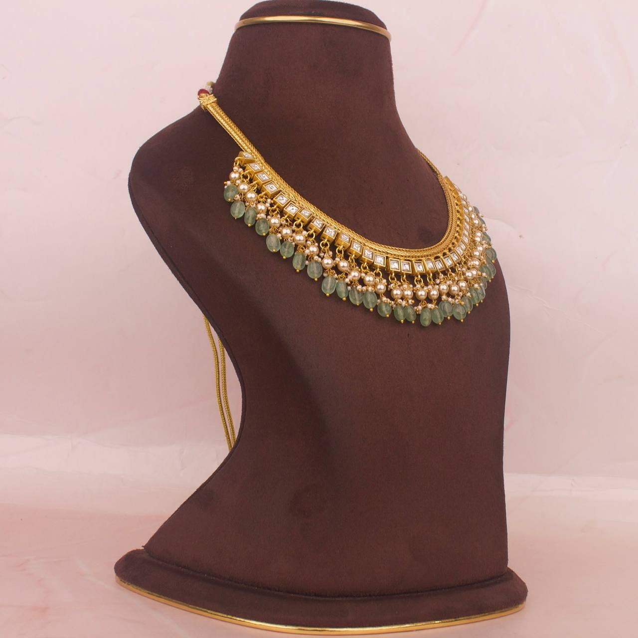 Simple Sleek Jadau Kundan Stone Nantad Chain Necklace