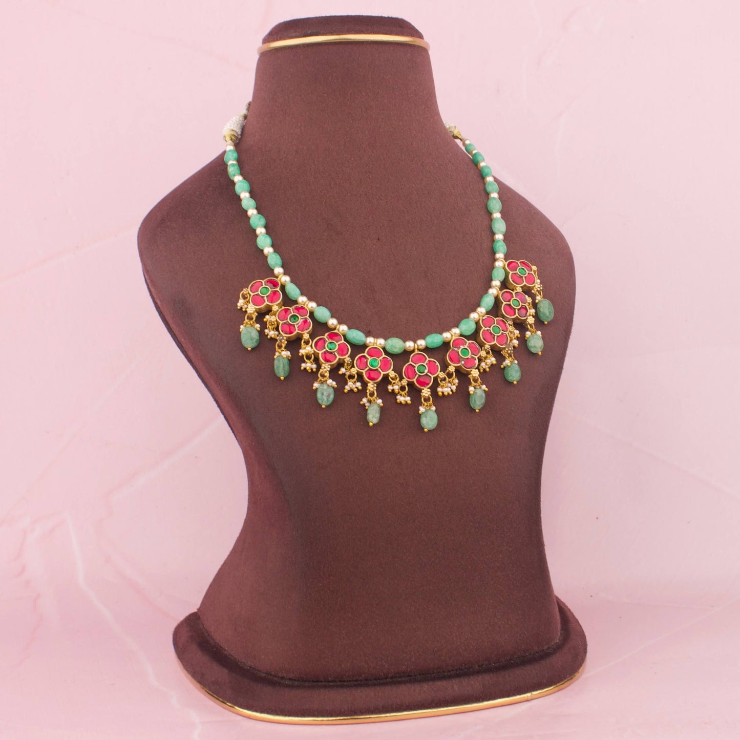 Close-Up Detail View of Reversible Jadau Kundan 2 In 1 Beads Necklace | Dulhan Jewels