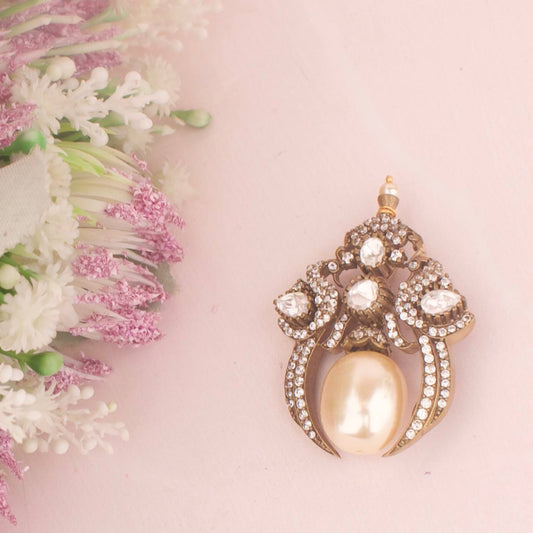 Royal Victorian Finishing Locket With Centre Pearl