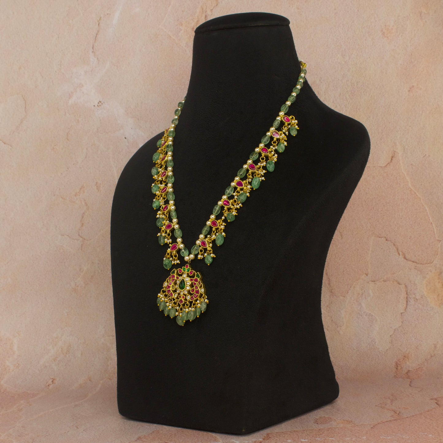 Elegant Pearl Necklace In Jadau Kundan