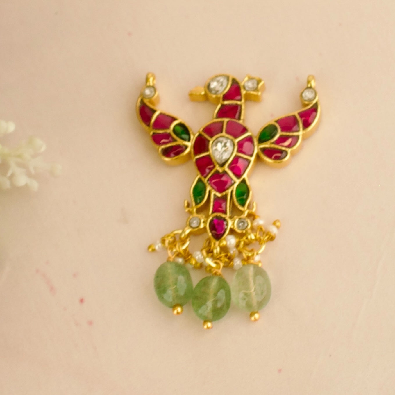 Elegant Design Jadau Kundan Locket