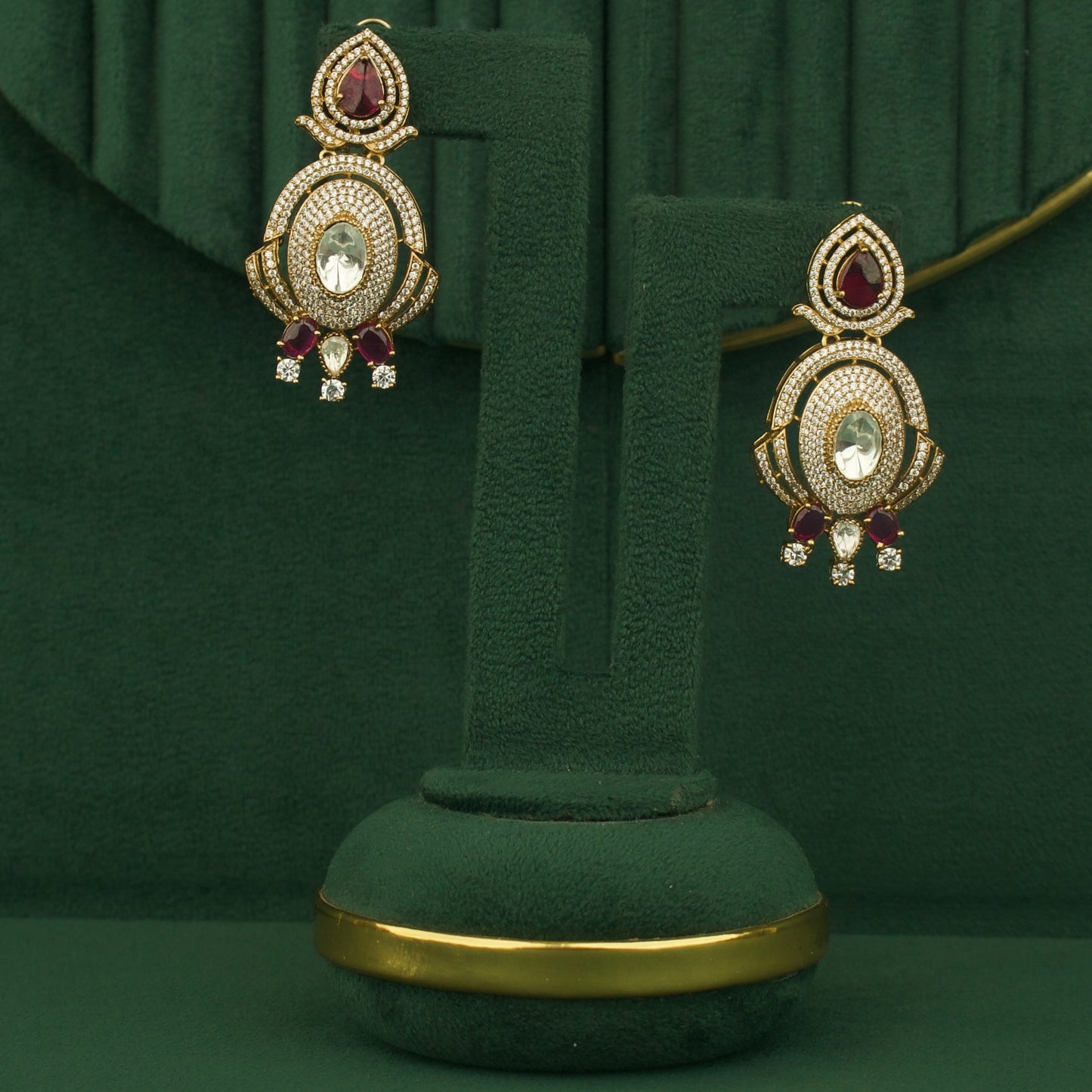Sleek Design Fusion Kundan & Polki Victorian Long Necklace Set