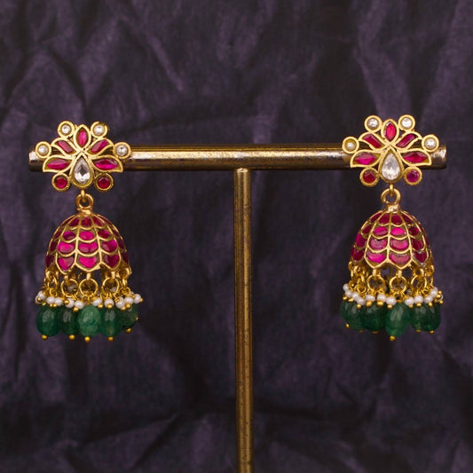 Exquisite Jadau Kundan Jhumki With Green Beads Hangings