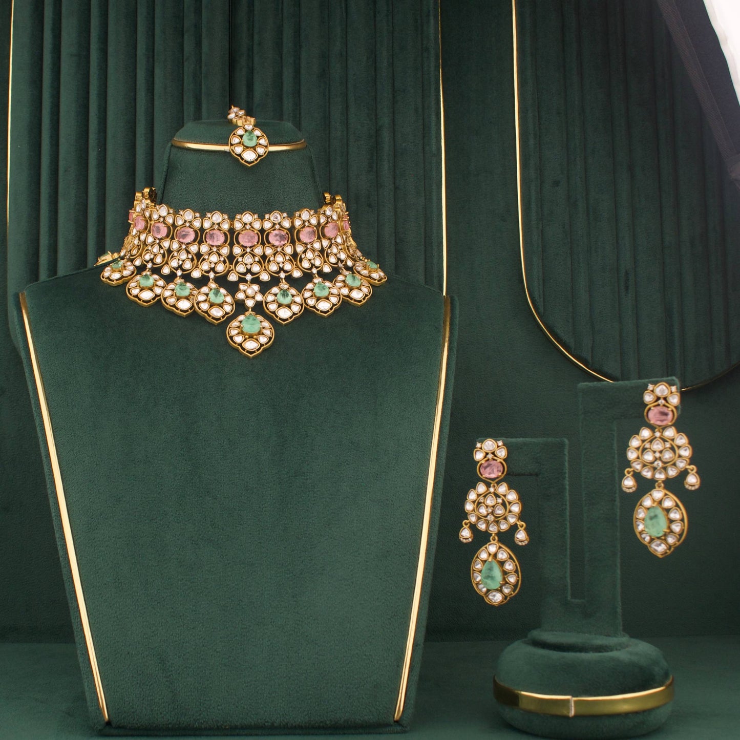 Exquisite Victorian Bridal Choker Necklace Set with Earrings And Maang Tikka