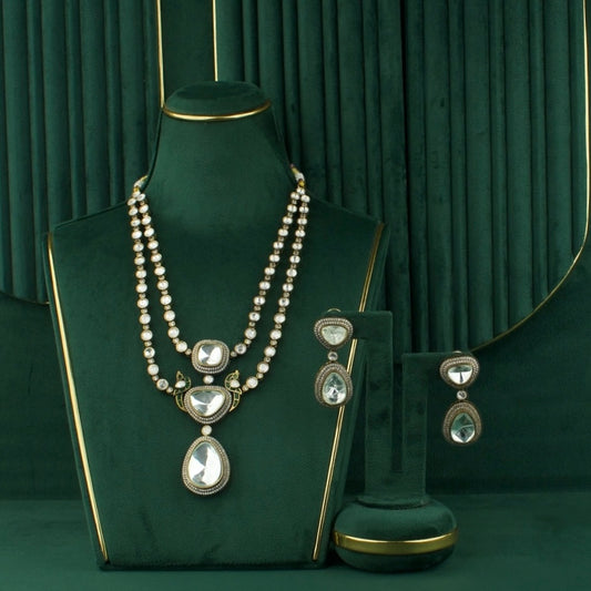 Two-Step Voguish Victorian Necklace Set