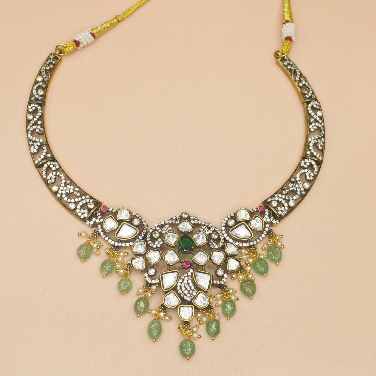 Peacock Victorian Kanti Necklace Set in green colour