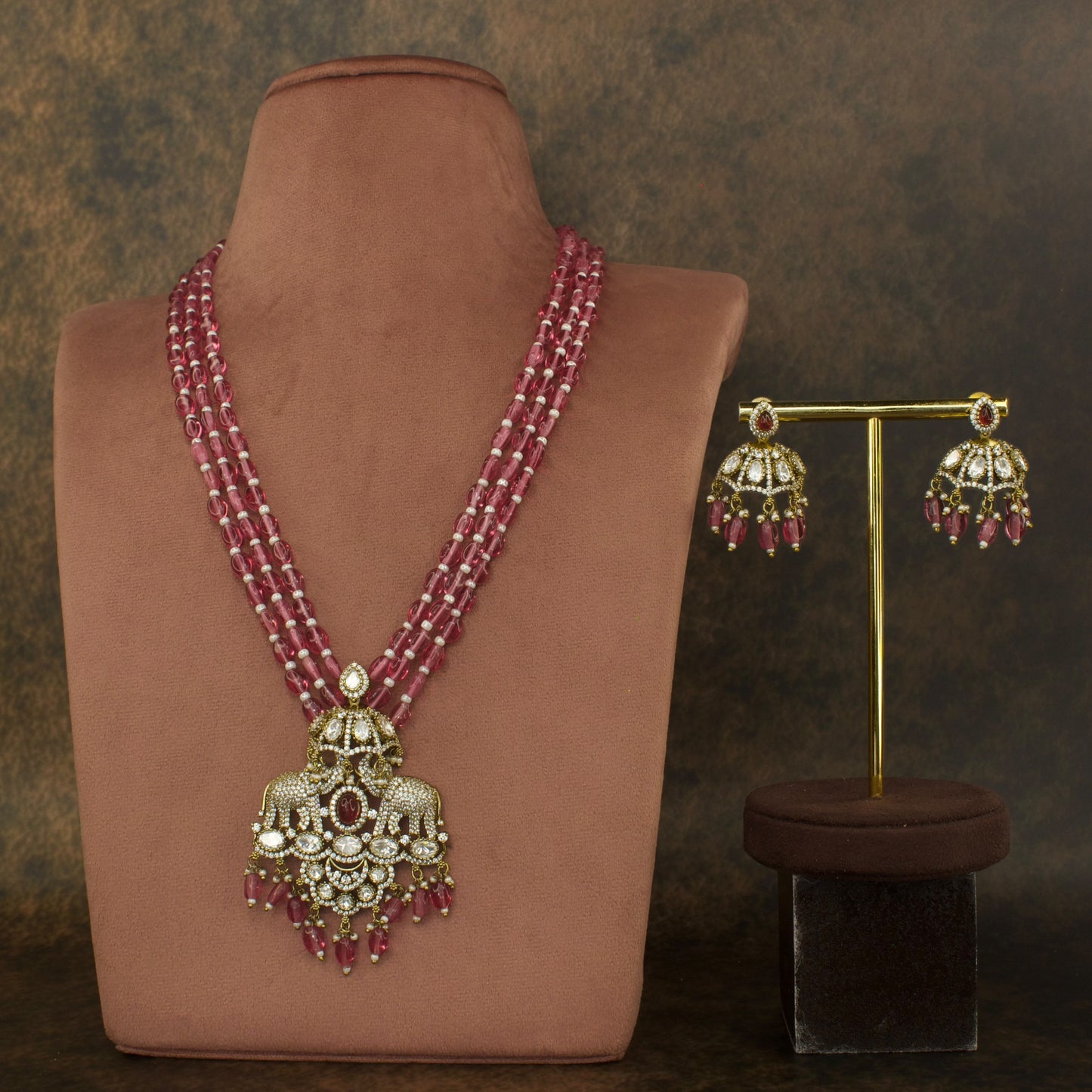 Royal Allure: Victorian Beads Necklace Set with High quality Victorian finish