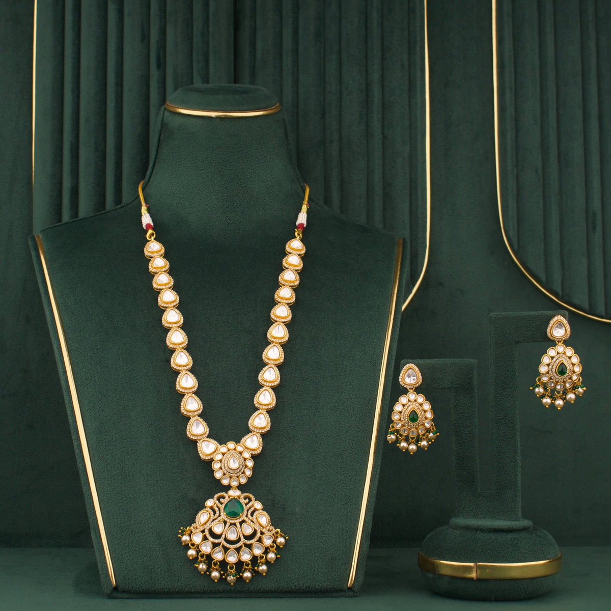 Elegant Necklace Set With Matching Earrings