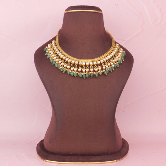 Jadau kundan Jalebi Necklace With Pearls And Green Bead Hangings