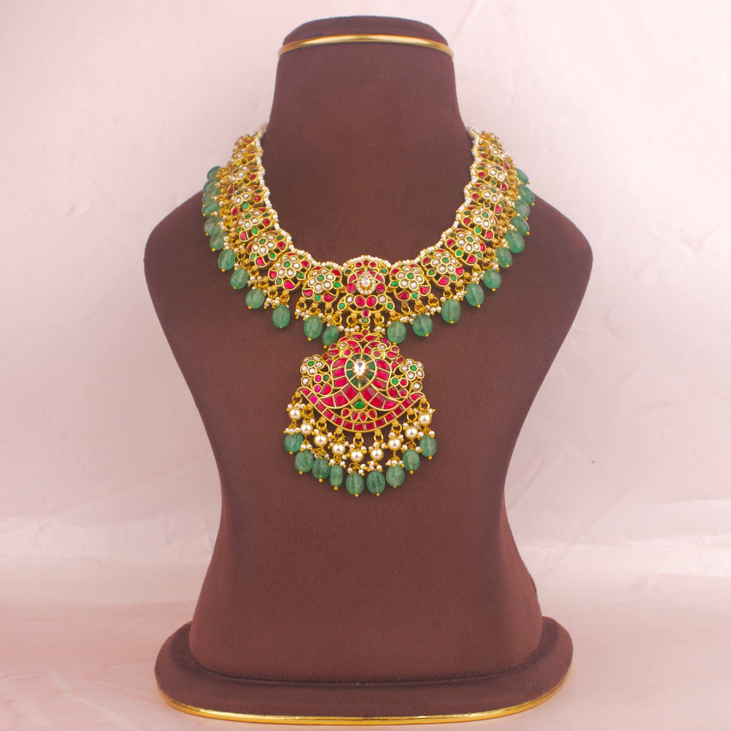 Timeless Jadau Kundan Necklace set With Matching Earrings