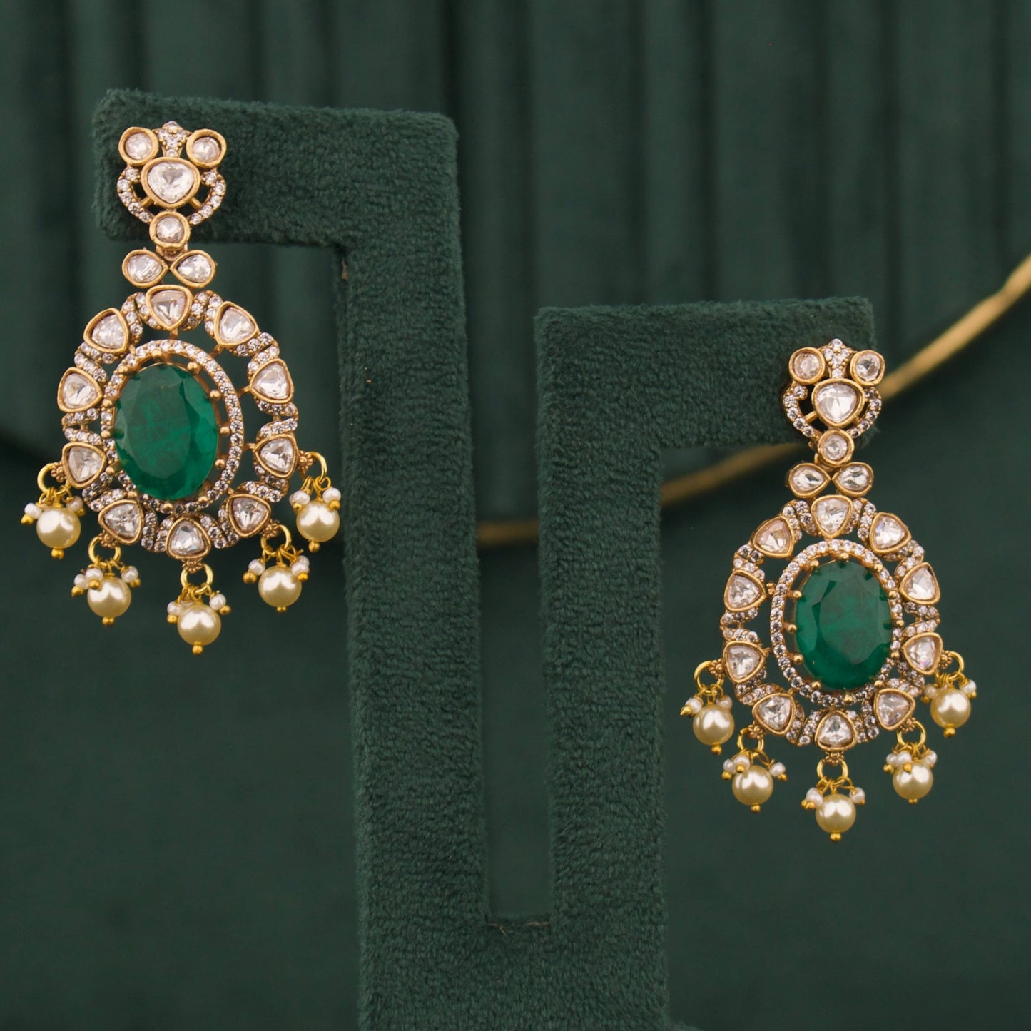 Radiant Victorian Emerald Necklace Set With Pearl Drops And Matching Earrings