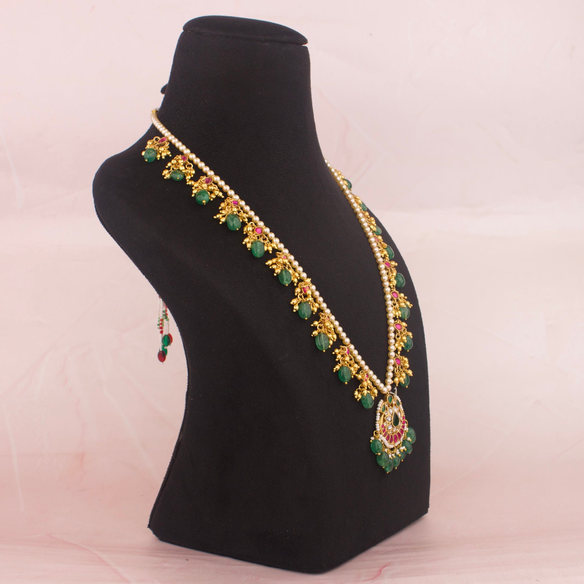 Sleek Jadau Kundan Swarovski Pearl Chain Necklace