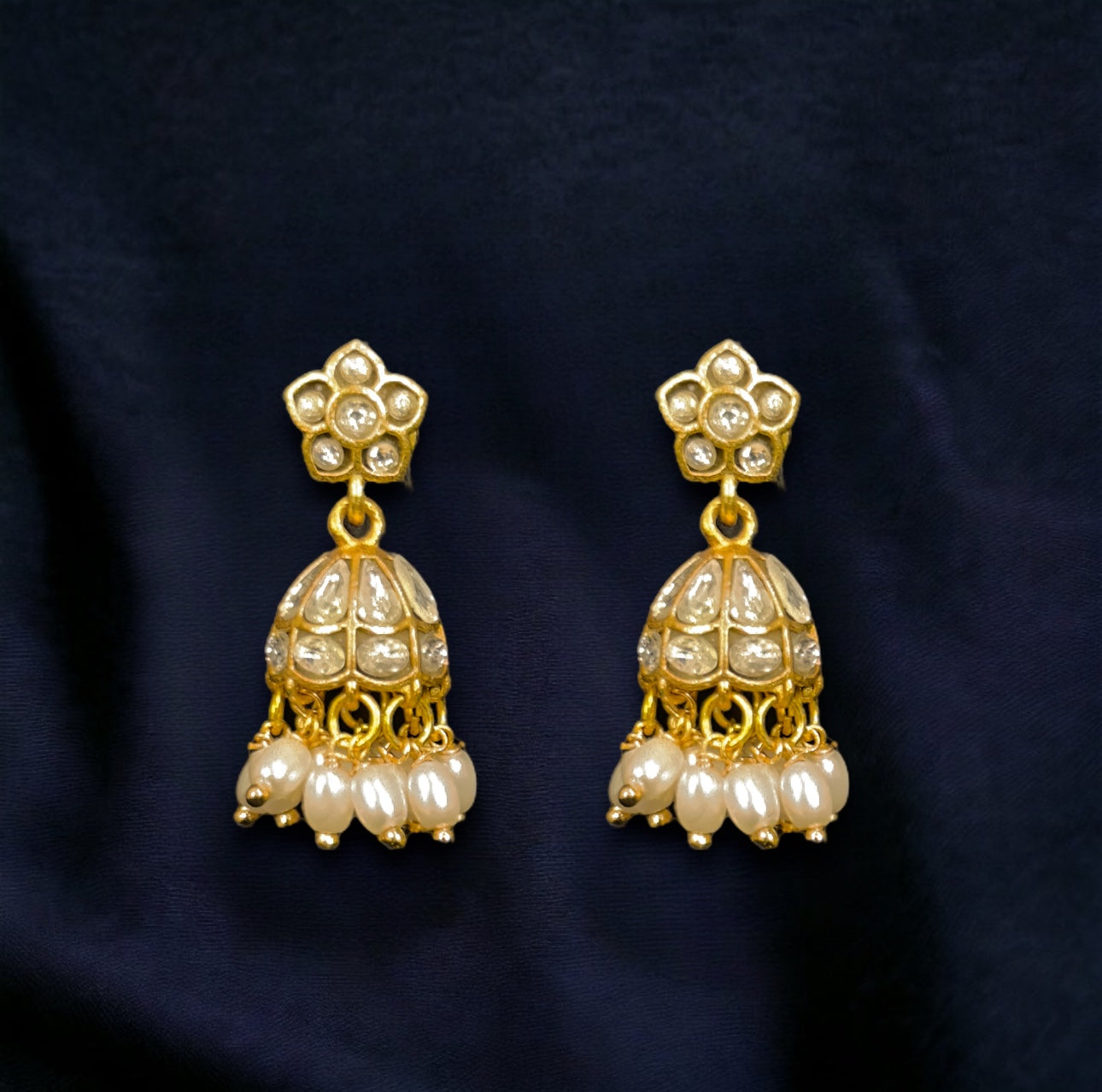 Simple White Stone Jadau Kundan Jhumka Earrings with Pearls
