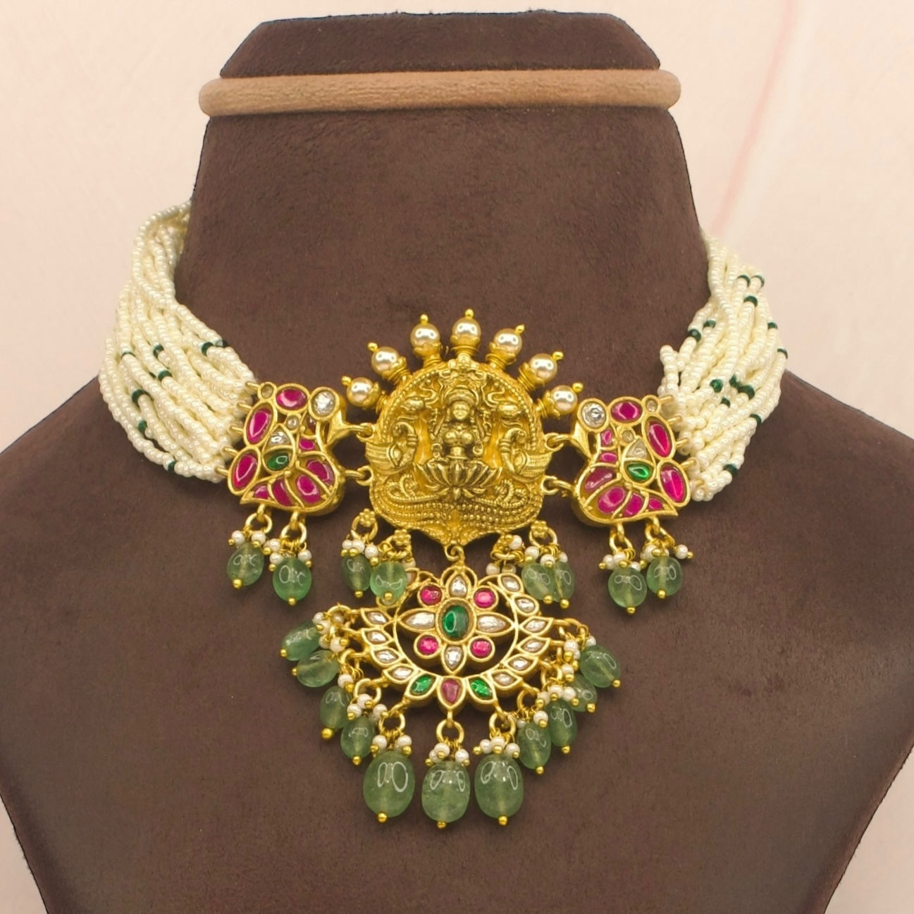 Laxmi Jadau Kundan Pearl Choker