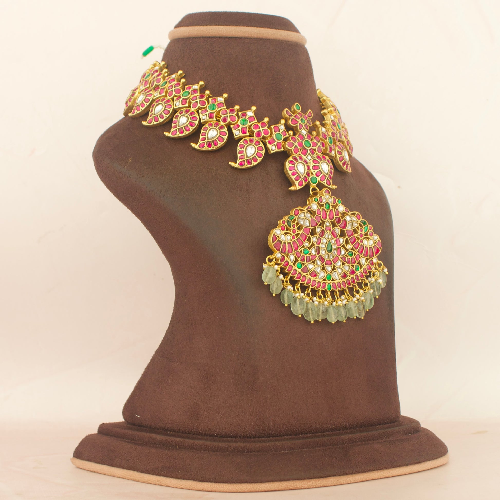 Exclusive Jadau Kundan Short Mango Mala With Detachable Locket