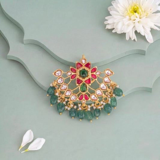 Mini Jadau Kundan Pendant With Green Beads