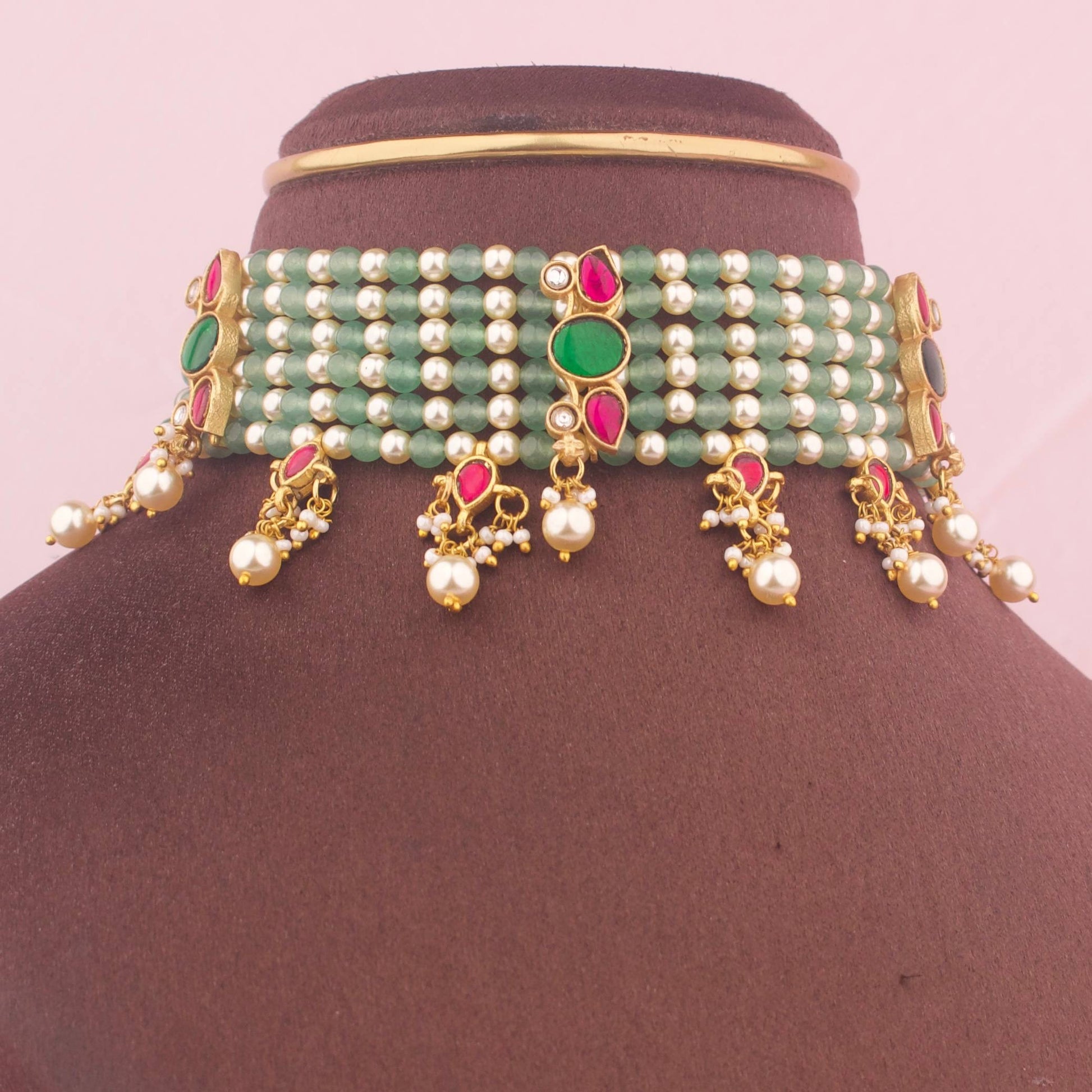 Elegant Jadau Kundan Beads Choker With Pearl Hangings Craftsmanship & Detail View - Dulhan Jewels
