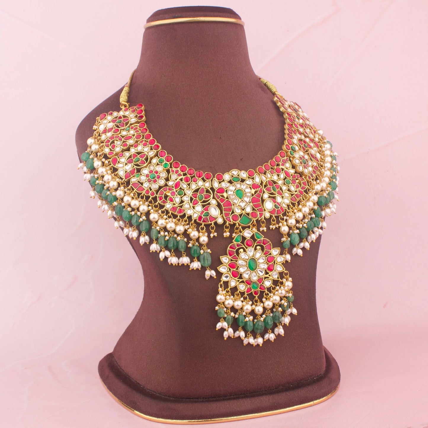 Bridal Jadau Kundan Necklace With Floral Pendant Craftsmanship & Detail View - Dulhan Jewels