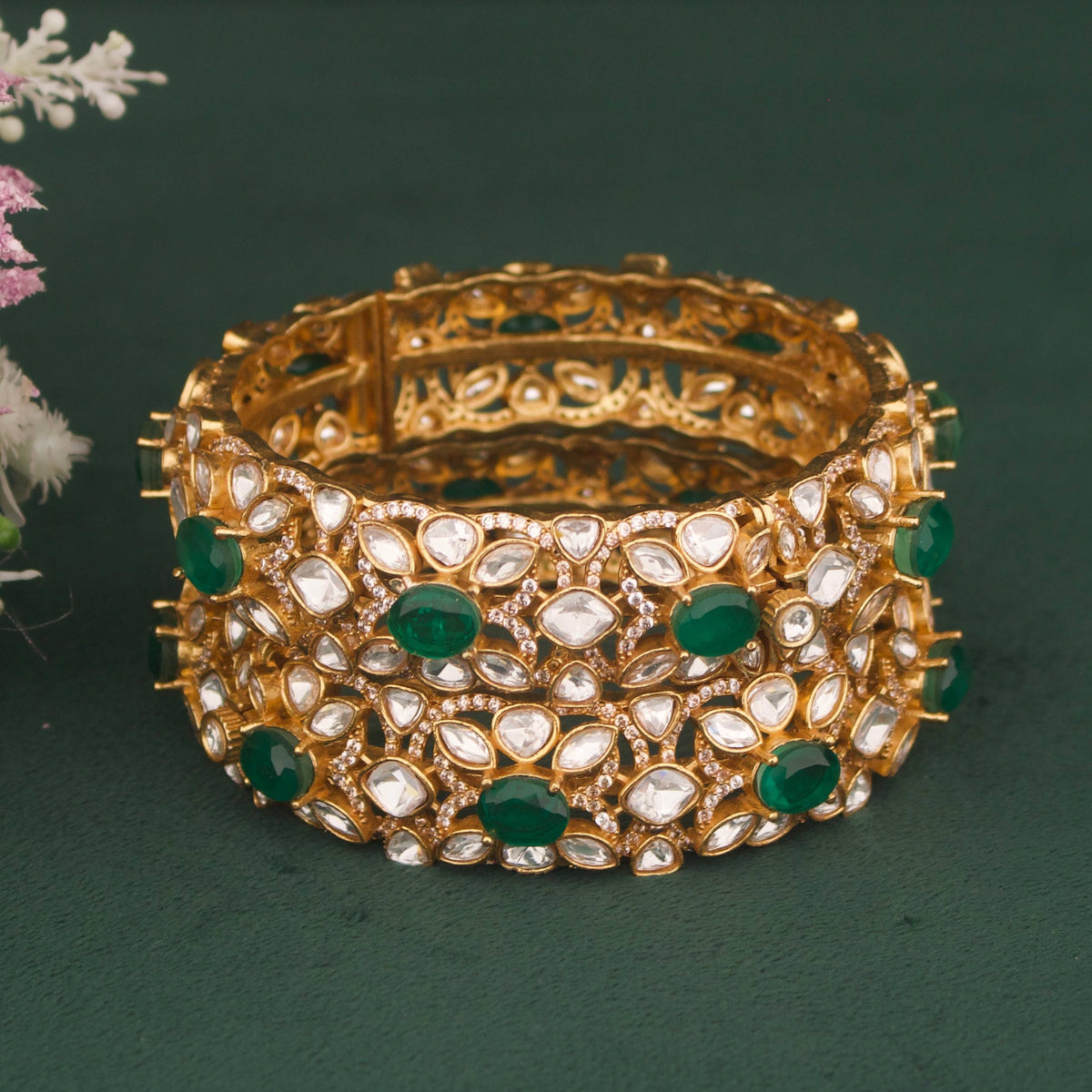 Stylish Victorian Bangle With Emerald Green Stones And Polki Craftsmanship & Detail View - Dulhan Jewels