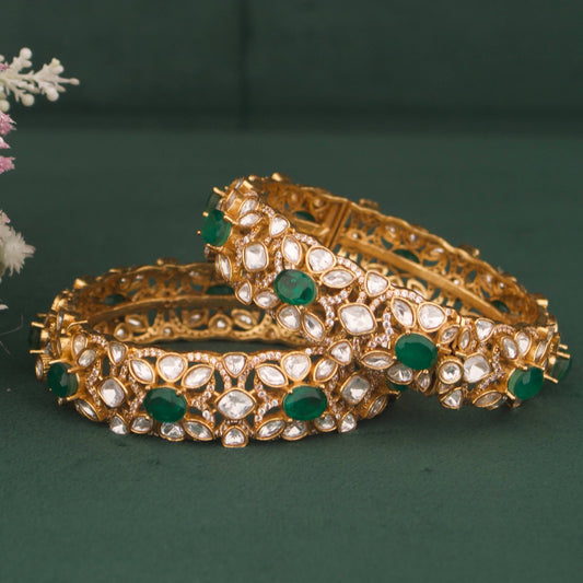 Stylish Victorian Bangle With Emerald Green Stones And Polki