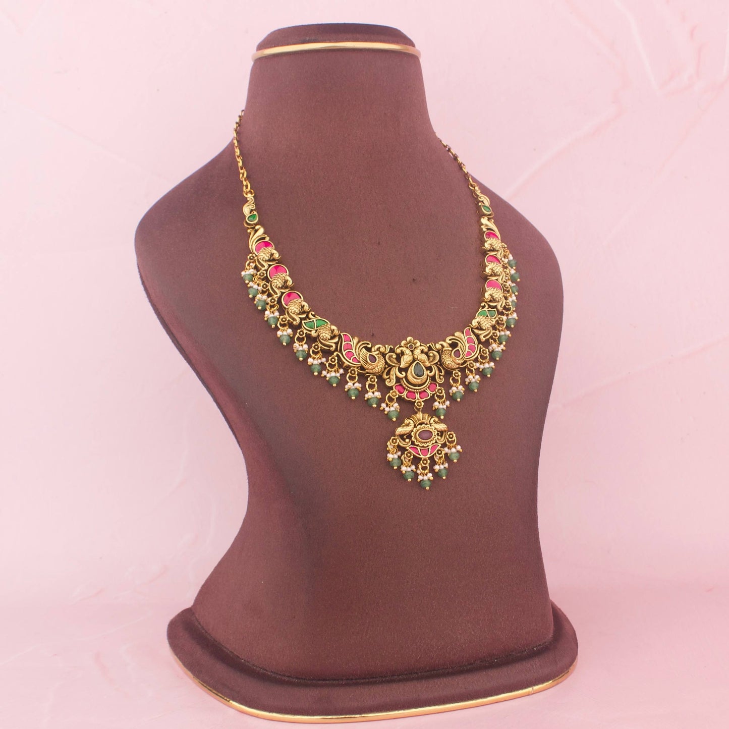 Temple Style Jadau Kundan Short Necklace With Earrings