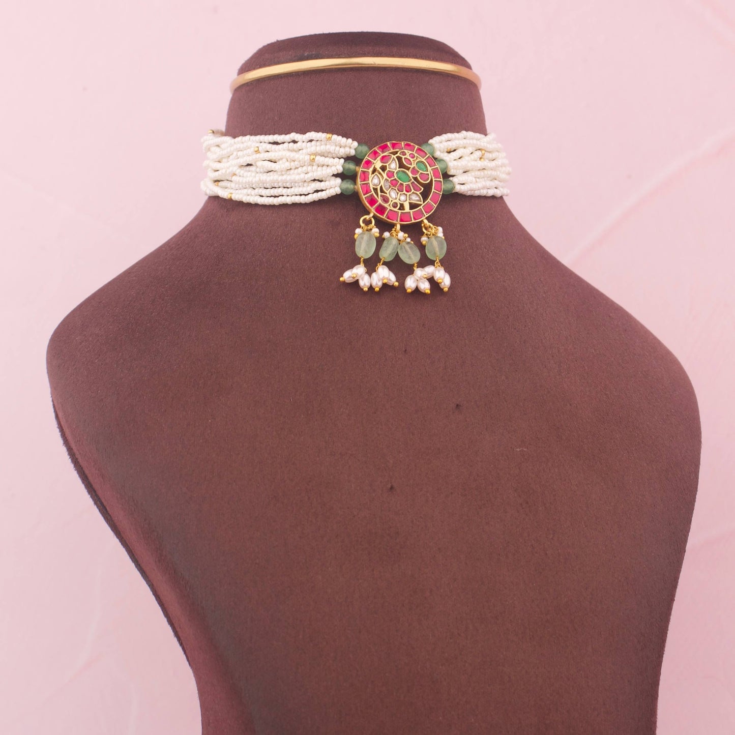 Minimal Jadau Kundan Choker With Green Hangings Craftsmanship & Detail View - Dulhan Jewels