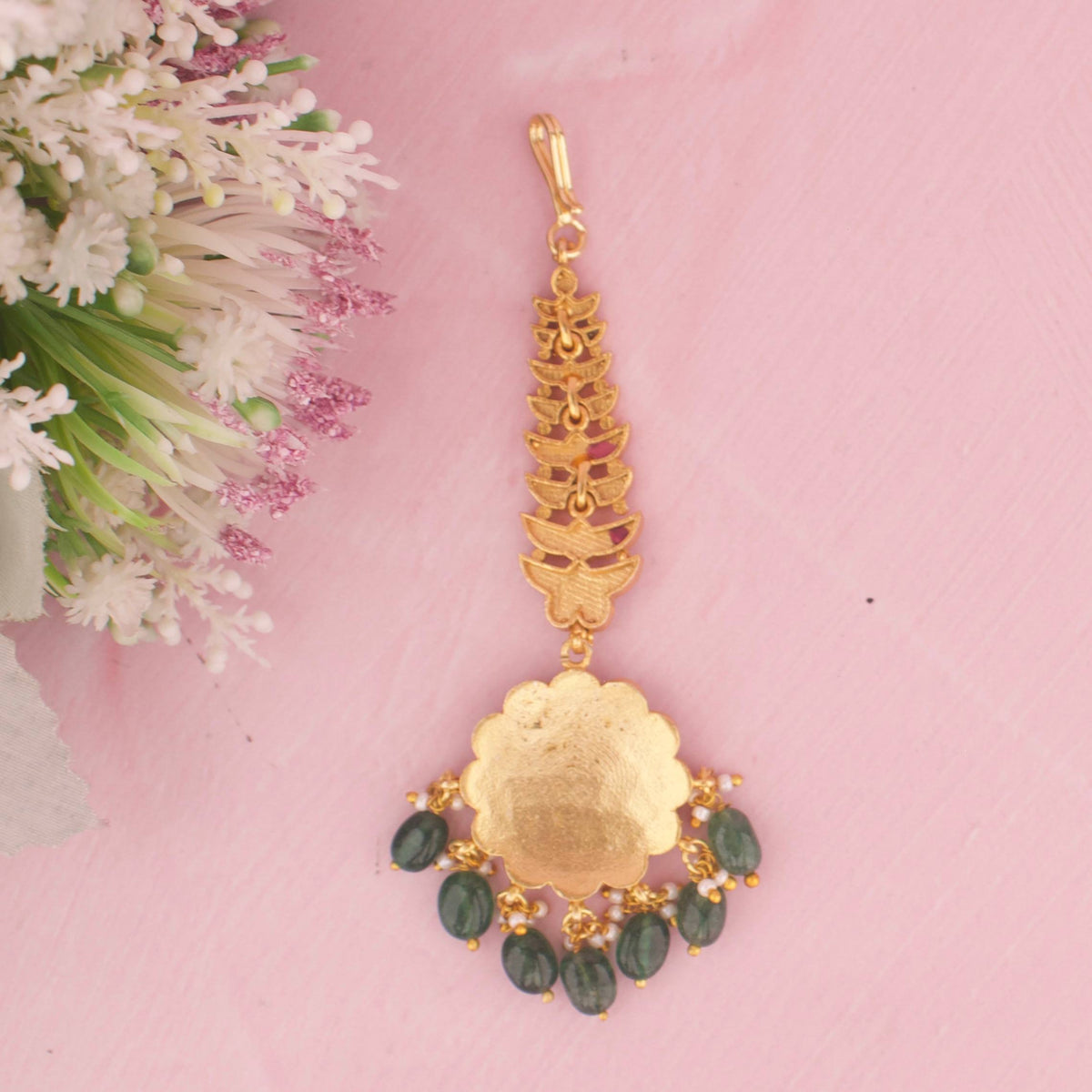 Classy Jadau Kundan Maang Tikka With Emerald Beads Close-up Design & Gemstone Detailing - Dulhan Jewels