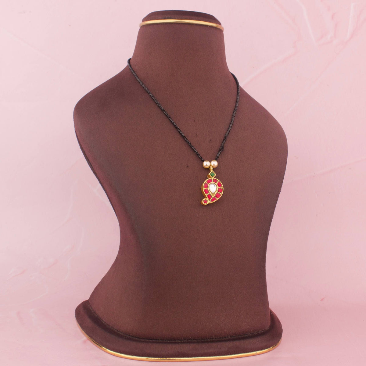 Jadau Kundan Paisley Necklace With Black Beads