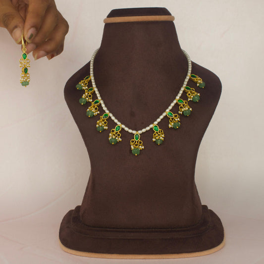 Exquisite 2-in-1 Jadau Kundan Short Necklace In Ricepearls