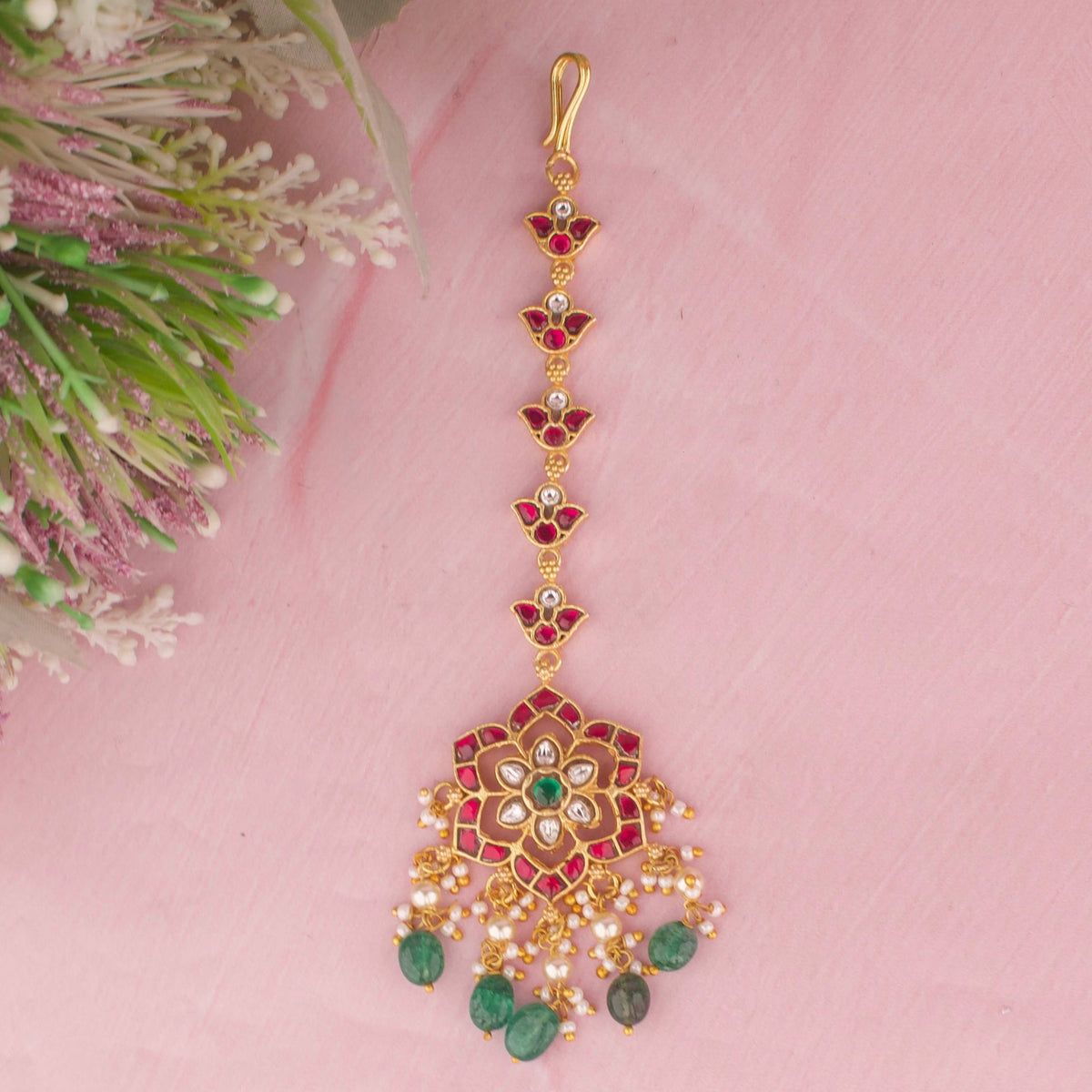 Classic Jadau Kundan Maang Tikka Craftsmanship & Detail View - Dulhan Jewels
