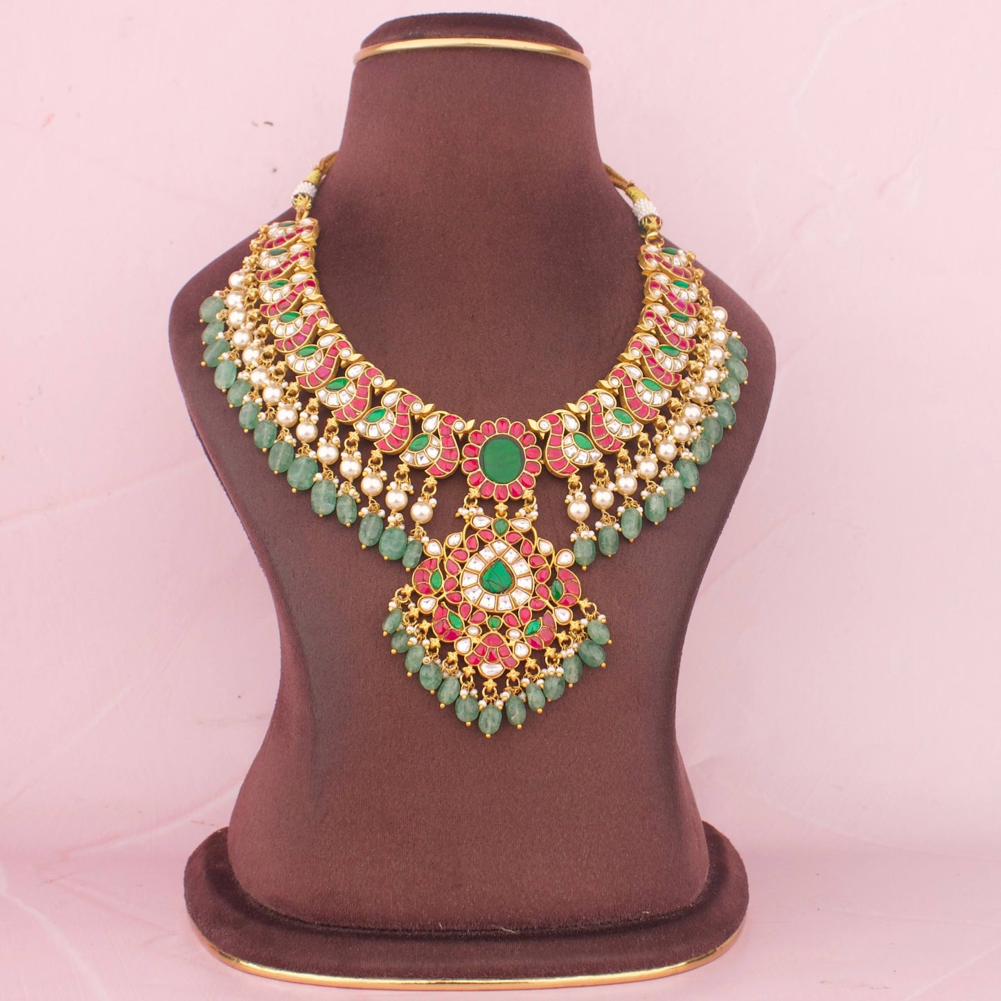 Elegant Jadau Kundan Necklace With Floral Locket