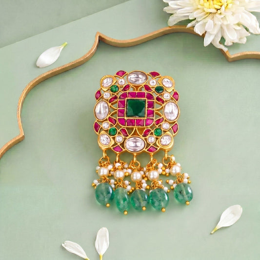 Antique Gold Square Kundan Locket With Emerald Hangings