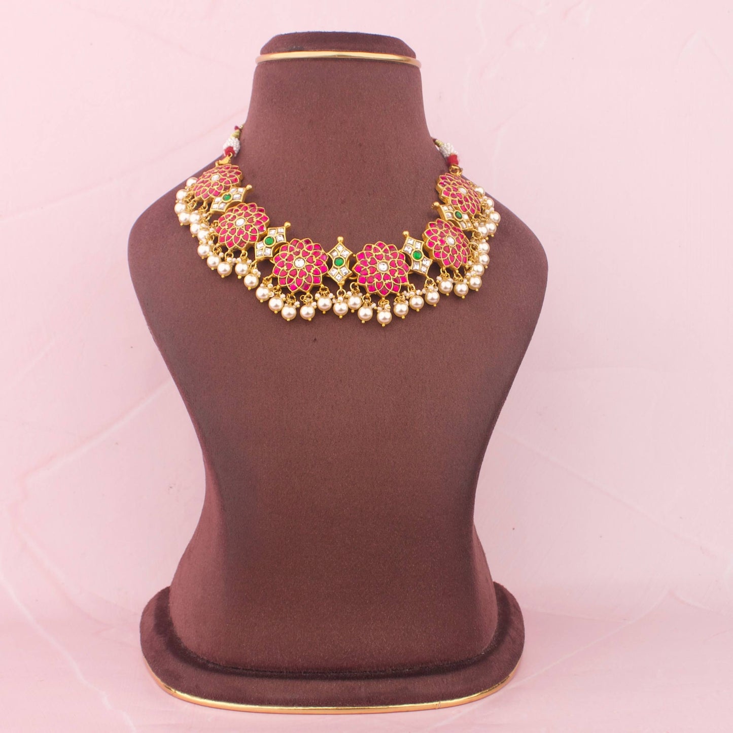 Elegant Floral Jadau Kundan Necklace With Pearl Drops