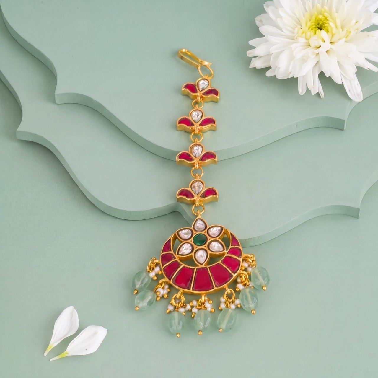 Classic Jadau Kundan Maang Tikka With Green Drops | Premium Bridal Jewellery