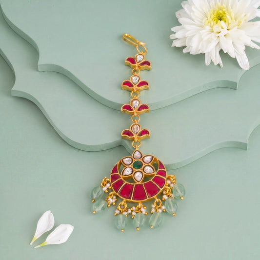 Classic Jadau Kundan Maang Tikka With Green Drops | Premium Bridal Jewellery