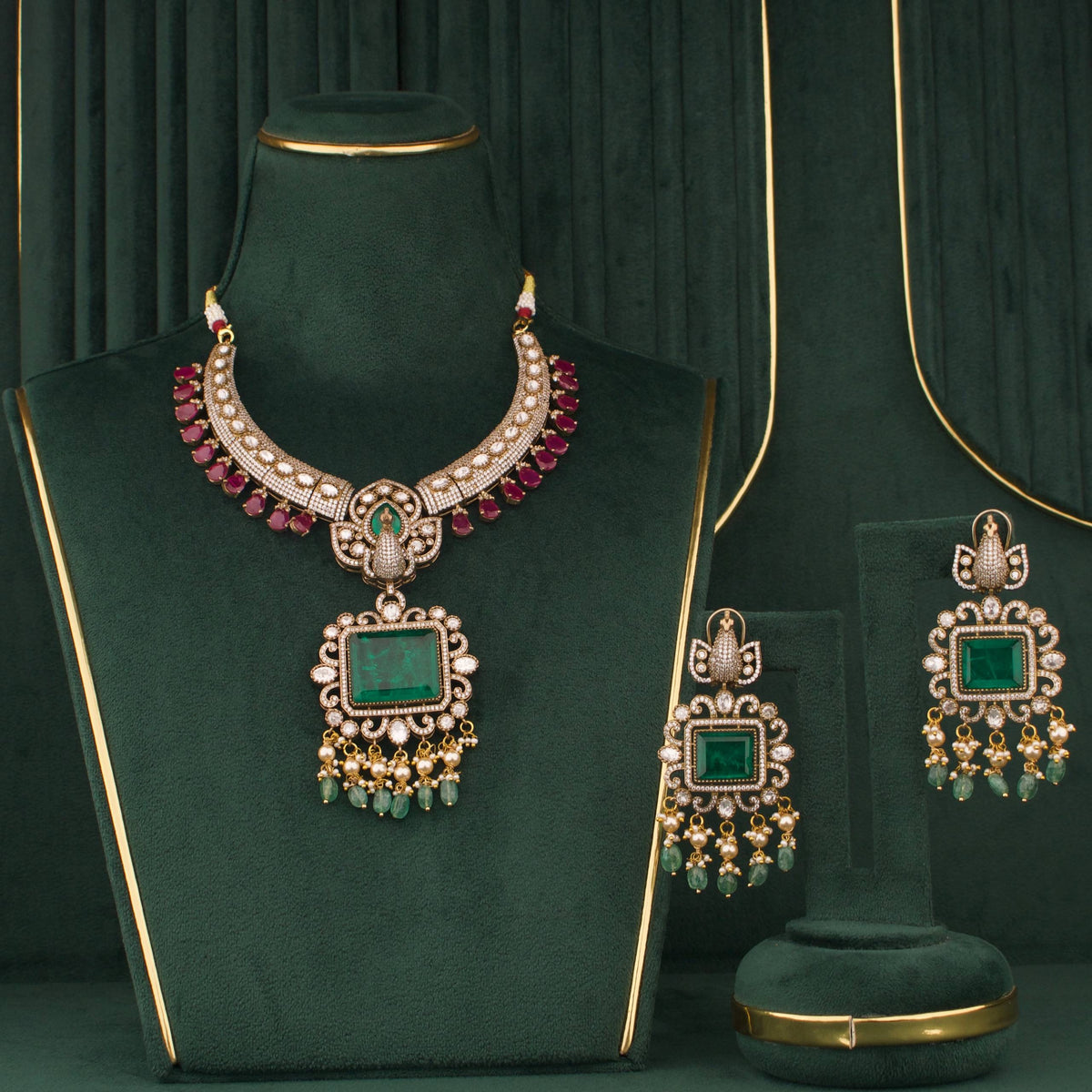 Peacock Design Emerald Victorian Necklace With Earrings