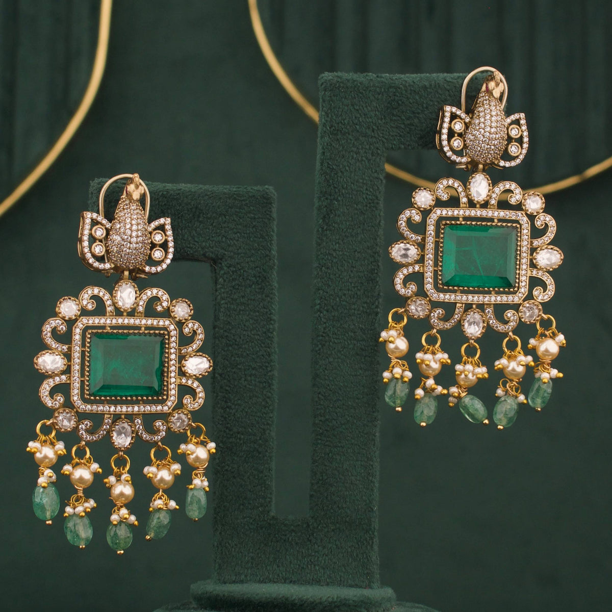 Peacock Design Emerald Victorian Necklace With Earrings